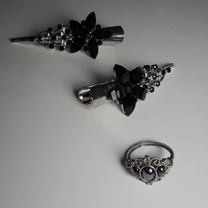 Jewelry lot of three vintage Avon ring.